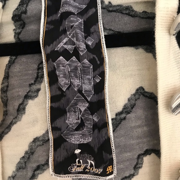 L.A.M.B. Sweater - Picture 3 of 4